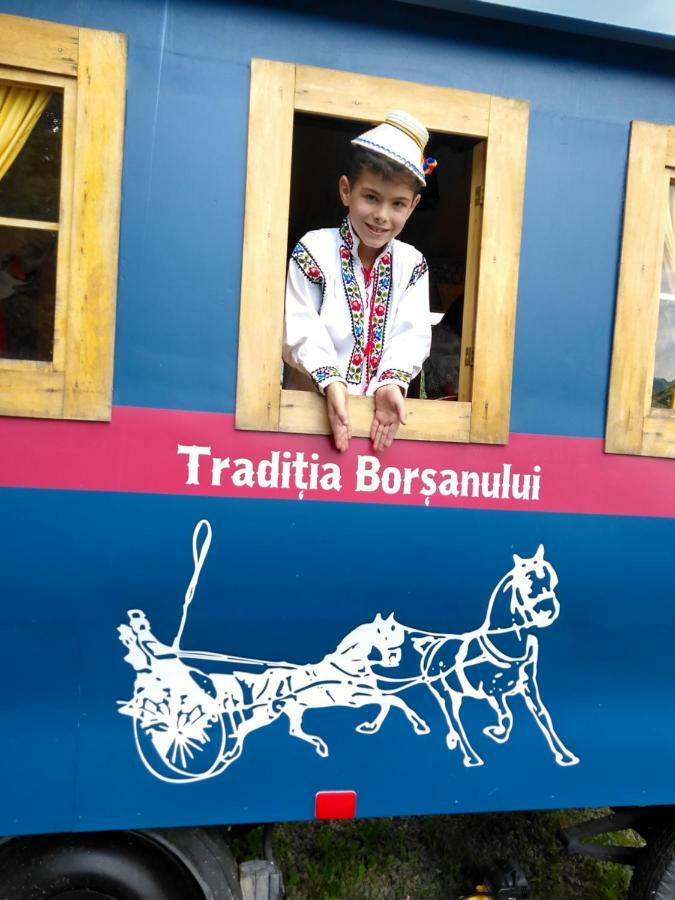 Traditia Borsanului Esterno foto